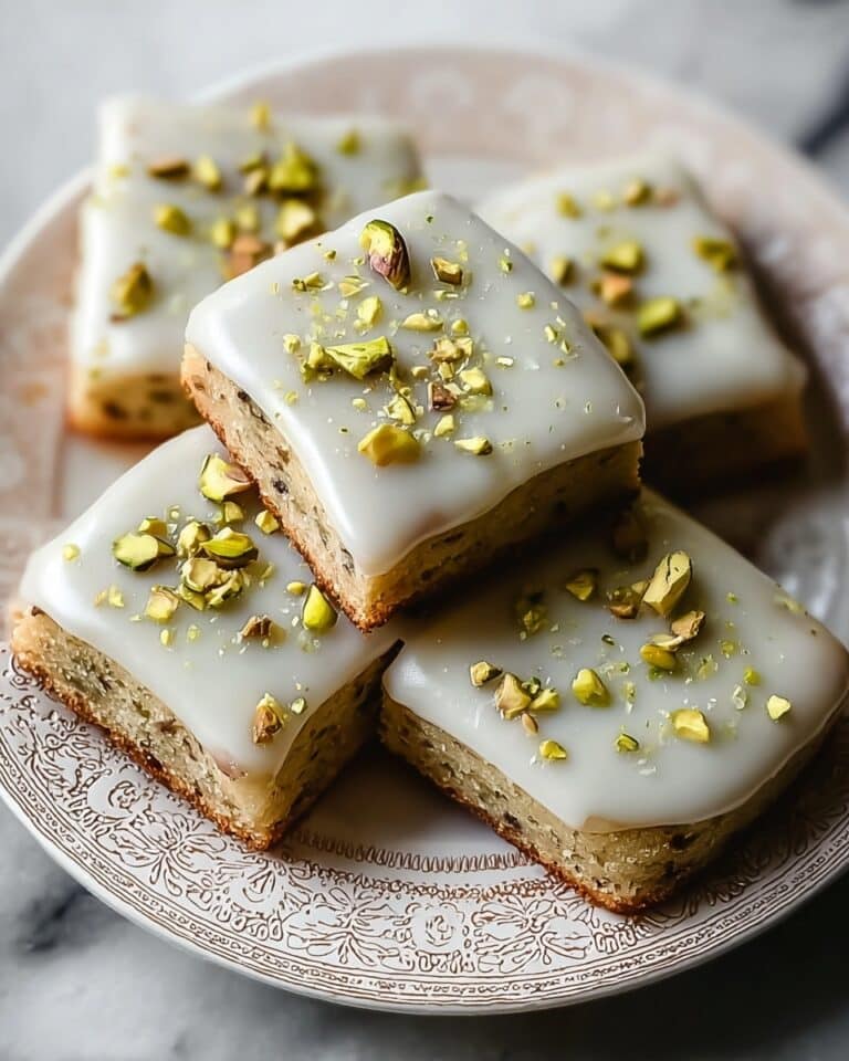 Delicious Pistachio Shortbread Cookies Recipe